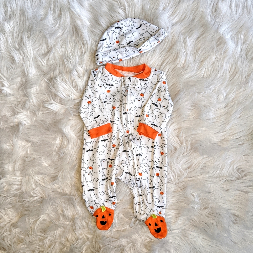 Carter's Halloween sleeper + hat